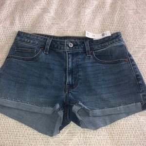 Abercrombie & Fitch Low Rise Jean Shorts
